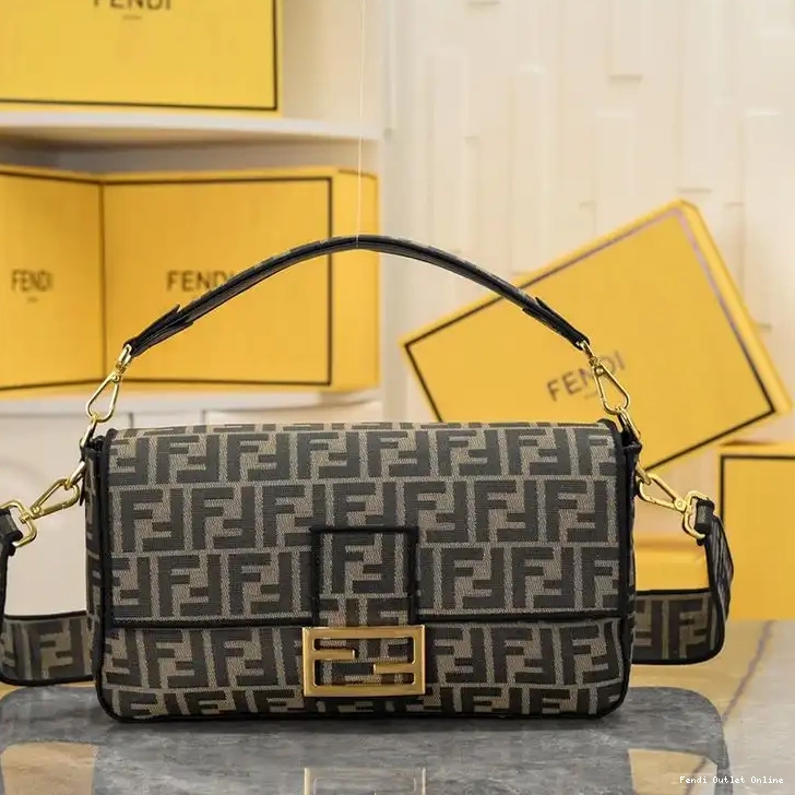 Bag FF Large Baguette In Motif Fabric Fendi Brown 0701
